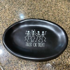 New Rae Dunn 🎃 Halloween Oval Plate
